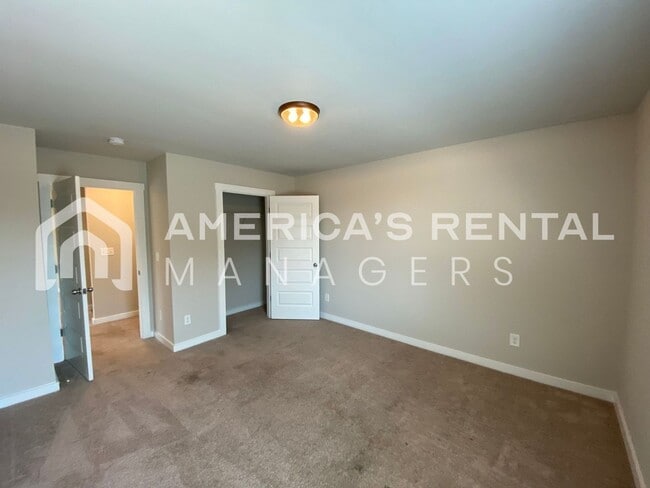 Building Photo - Spacious Home for Rent in Meridianville, AL!