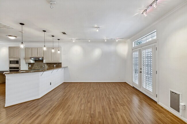 Building Photo - 4309 Tomberra Way