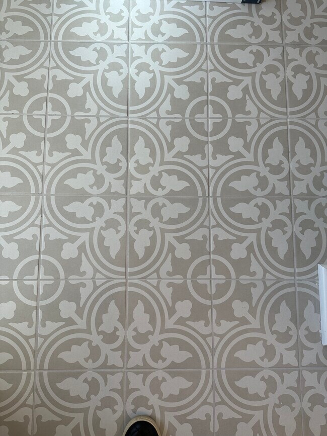 bathroom tile floor - 636 Ringwood Ave
