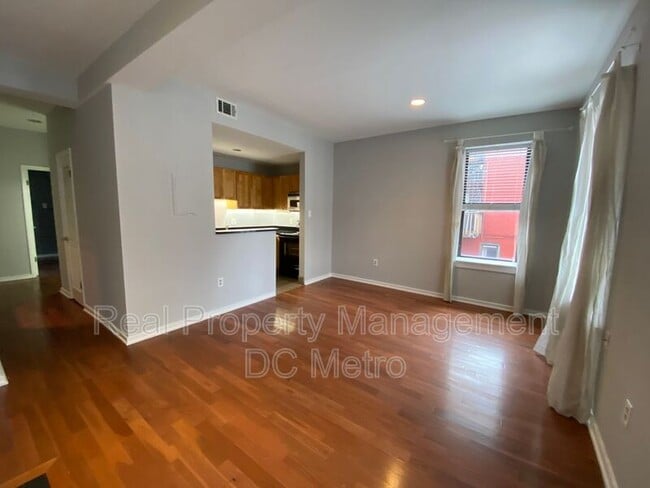 Building Photo - 1931 17th St NW