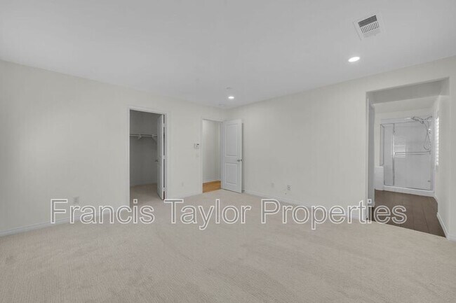 Building Photo - 3615 Glen Ave