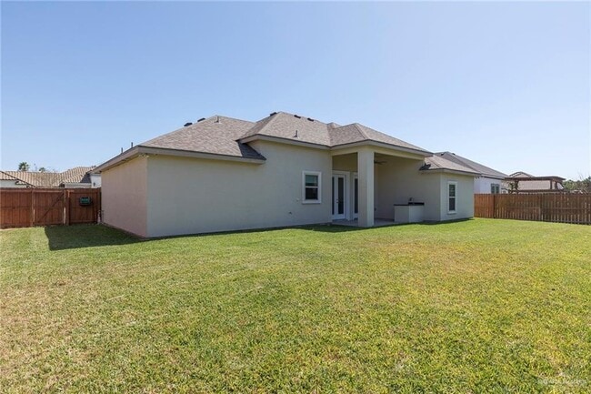 Building Photo - 23 Payton Dr