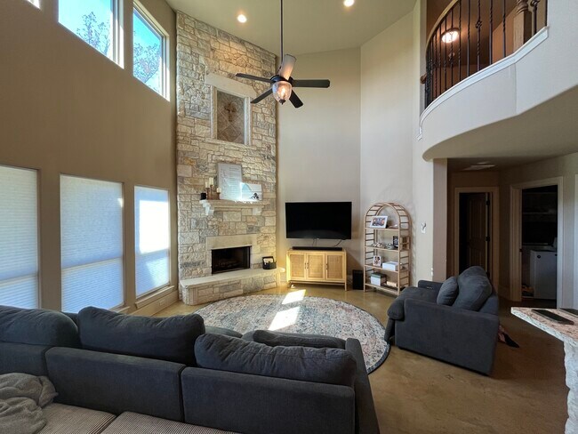 Building Photo - 108 Quail Run