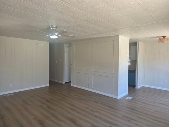 Building Photo - Fully Remodeled 2 bed/2 bath on 2 lots and Huge detached Garage!