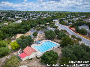 Building Photo - 10342 Rosewood Creek