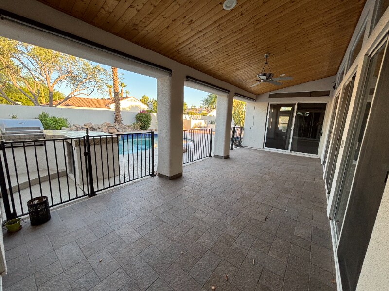 Building Photo - 12424 N 90th Pl