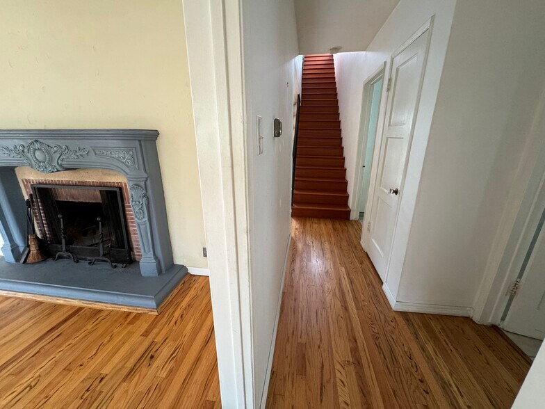 Hallway & stairs up to 3rd loft bedroom - 3243 Mountain View Ave