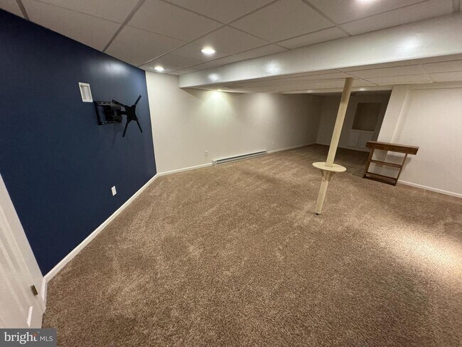 Building Photo - 11 Killdeer Ln