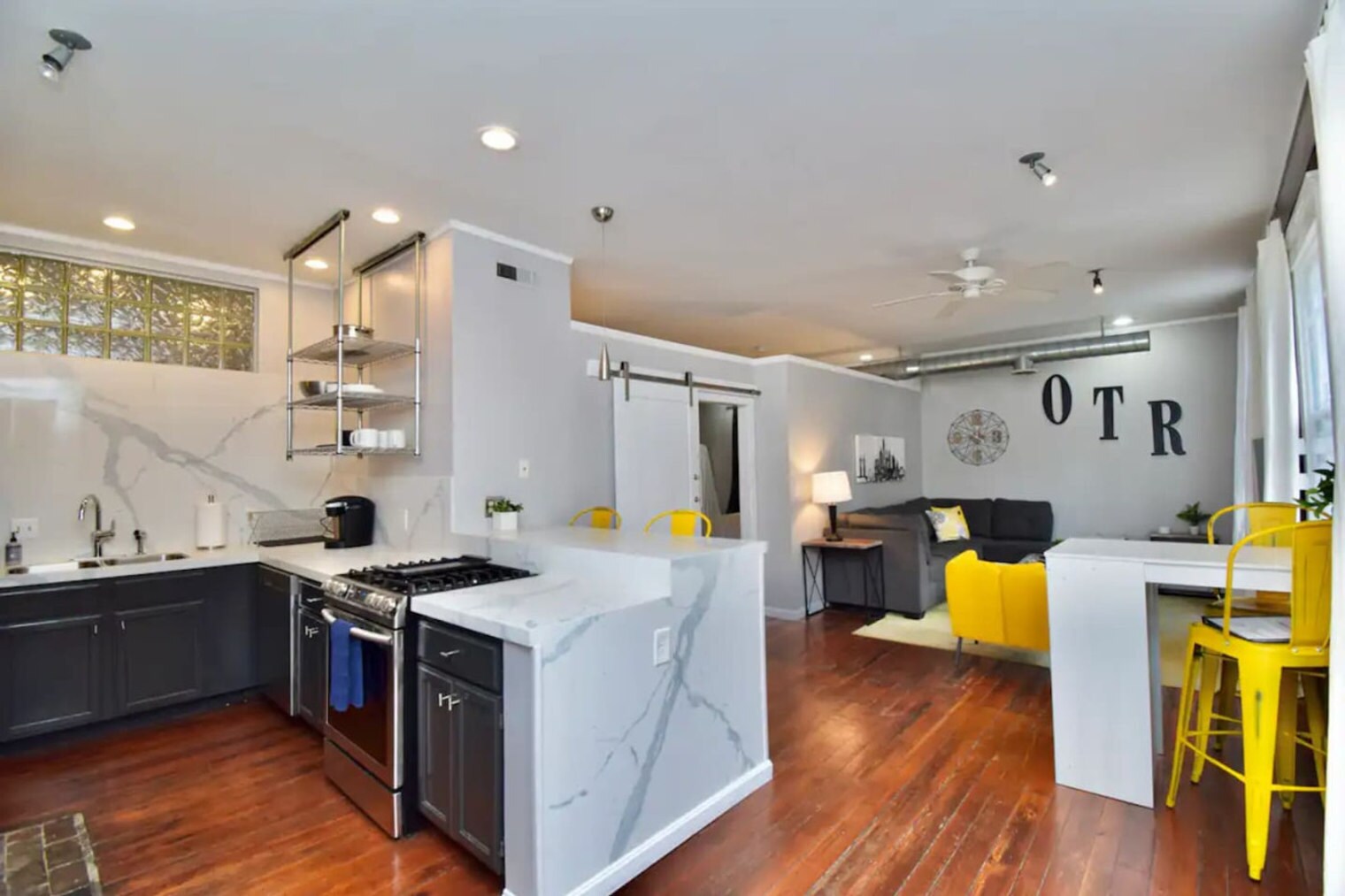 Building Photo - 111 E 13th St