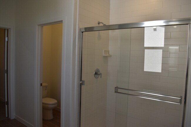 Building Photo - 1184 Atlantica Dr S