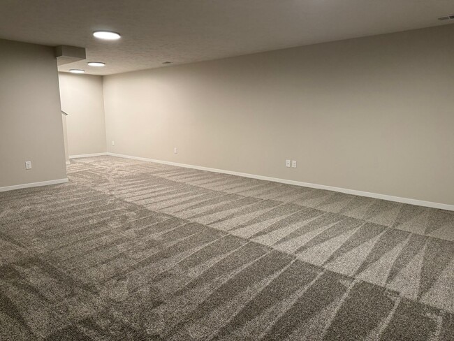 Building Photo - Brand New 3bed/3bath ranch townhome