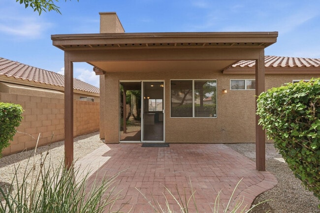 Building Photo - 6844 W Harrison St