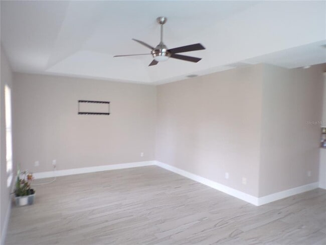 Building Photo - 4942 Ariton Rd