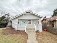 Building Photo - For Lease | Cherry Street | Available April 15th