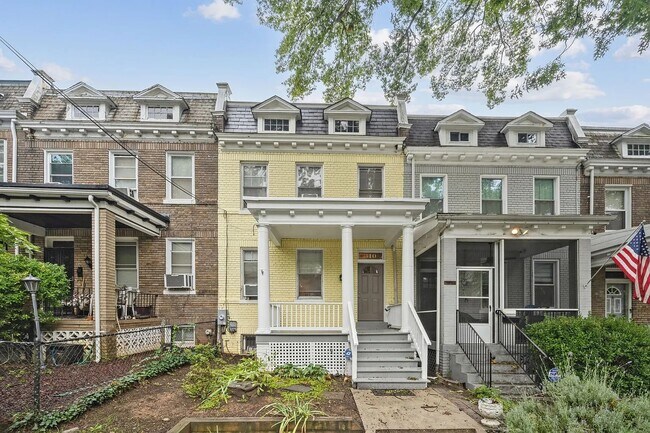 Primary Photo - 310 Taylor St NW