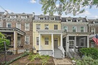 Building Photo - 310 Taylor St NW