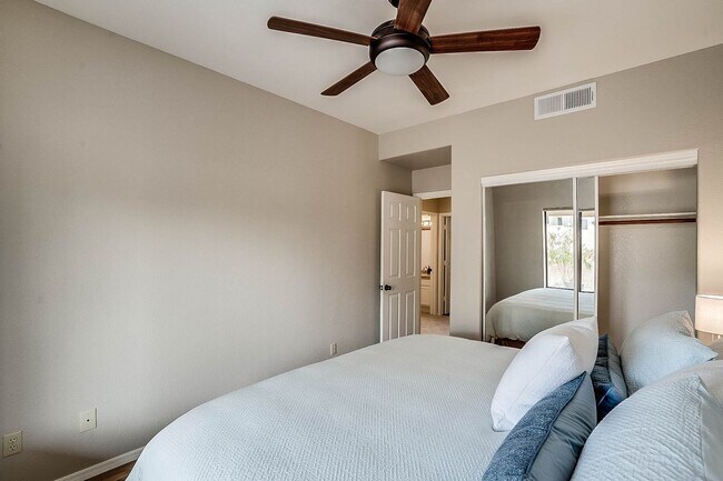 Building Photo - Resort Style Living - Furnished Three Bedr...