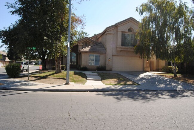 Primary Photo - 10101 St Albans Ave