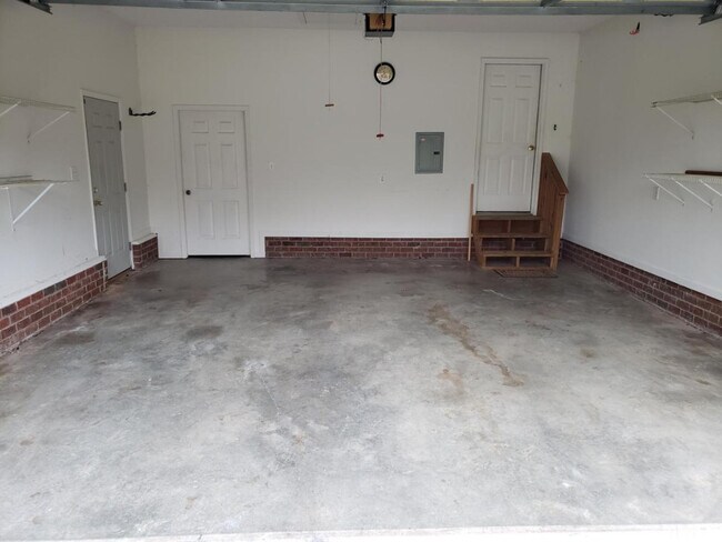 Building Photo - 1213 Cross Link Rd, Raleigh, NC 27610