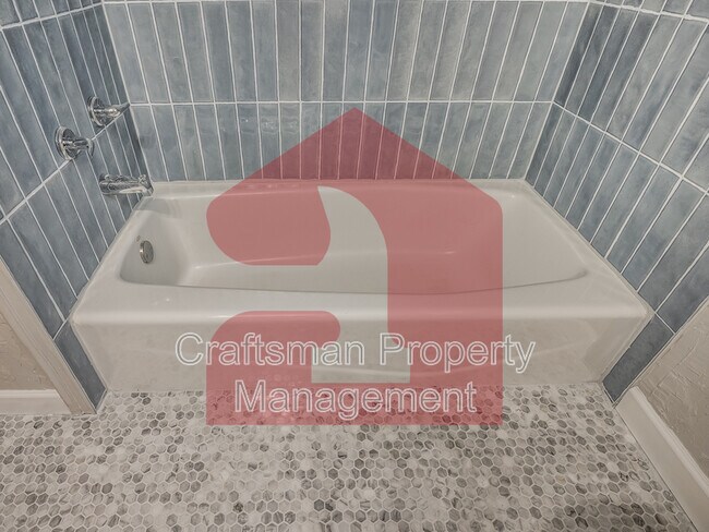 Building Photo - 2915 NW 72nd St