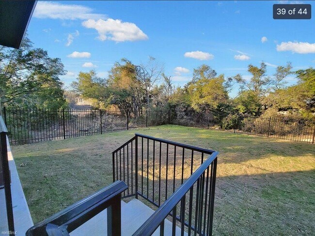 Building Photo - 7848 Laramie Bnd