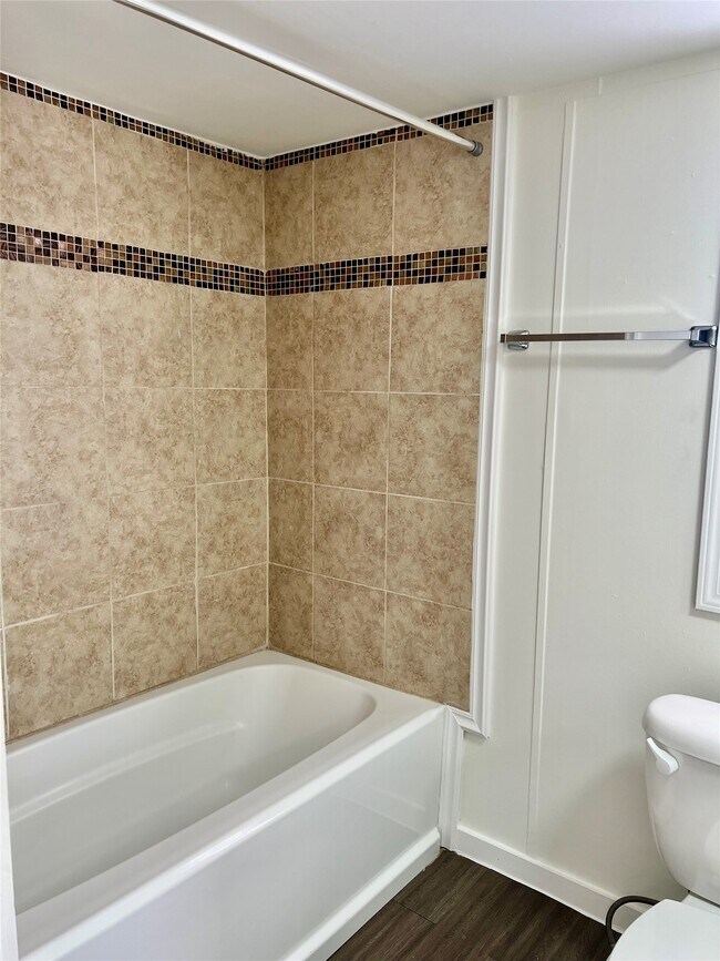 Building Photo - 20517 N Navasota St