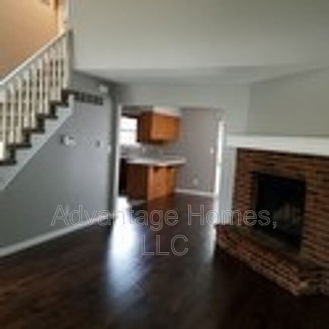 Building Photo - 304 W 132 St