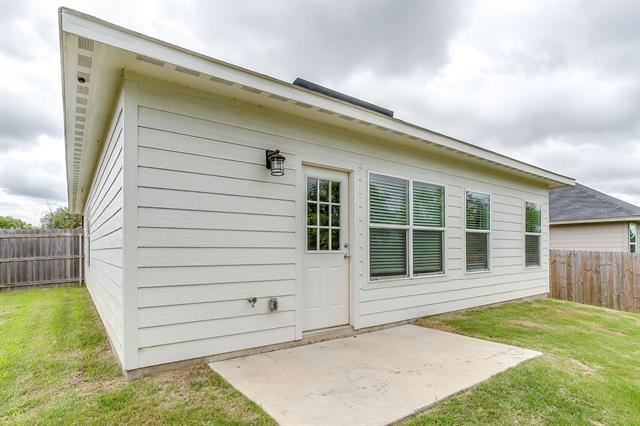 Building Photo - 609 Mesquite Dr