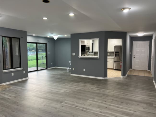 Building Photo - 107 Gate House Ln