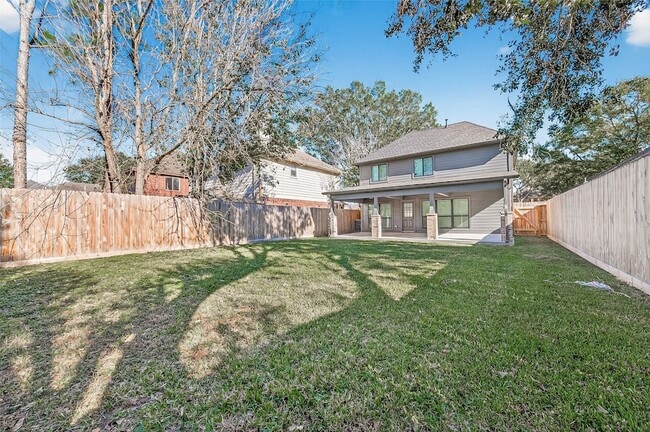 Building Photo - 1720 Old Creek Dr