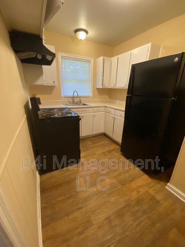 Building Photo - 1108 George Cir