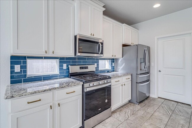 Building Photo - 8010 Calma St