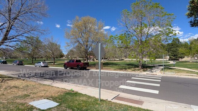 Building Photo - 5480 Mule Deer Dr