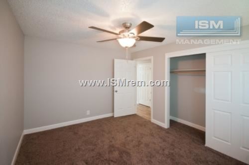 Building Photo - Riverview Condominiums