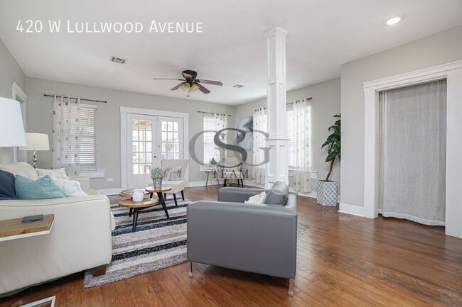 Building Photo - 420 W Lullwood Ave