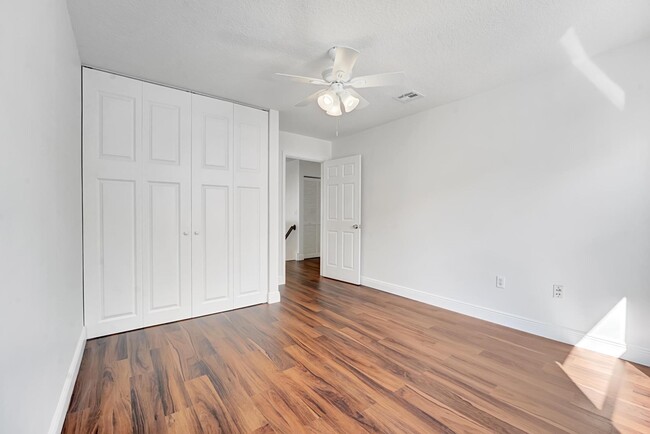 Building Photo - 1774 Annandale Cir