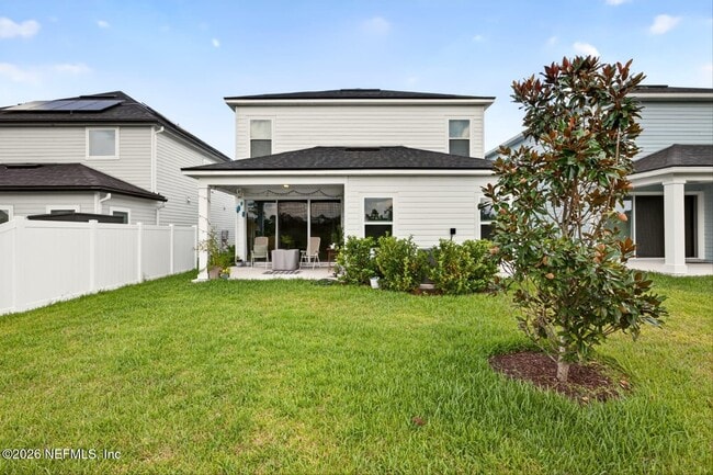 Building Photo - 168 Torres Trce