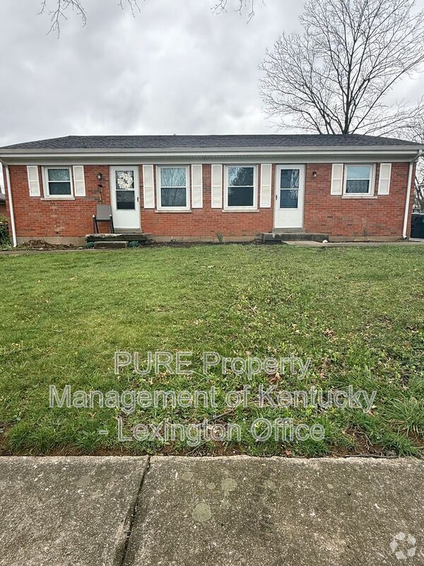 Building Photo - 313 Radcliffe Rd
