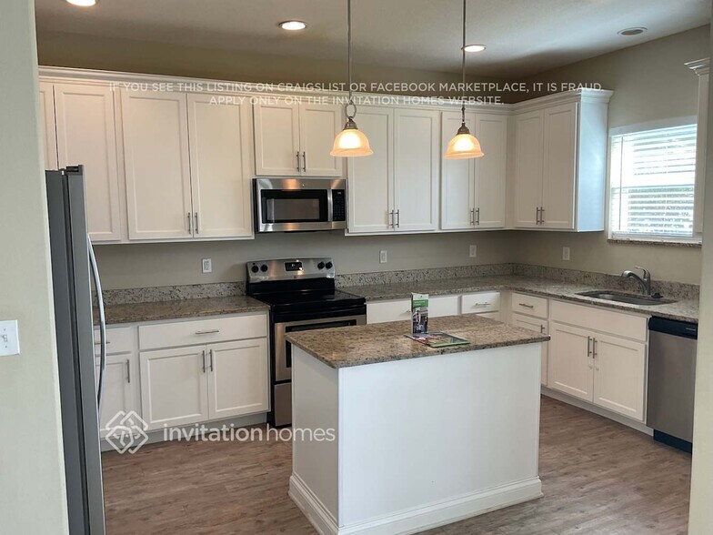 Building Photo - 2706 Carrickton Cir