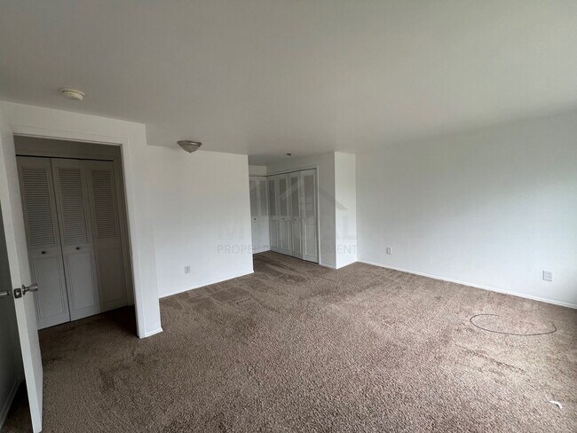 Building Photo - 8232 Karam Blvd