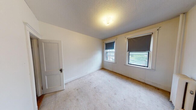 Building Photo - Cozy Brighton one bedroom apartment