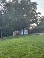 Building Photo - 321 Shannon Dr
