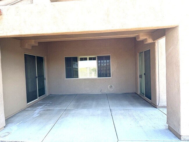 Building Photo - Loma Alta Estates Vail School District