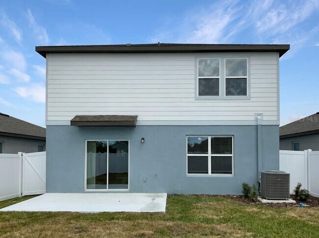 Building Photo - 3567 Hornbeam Rd