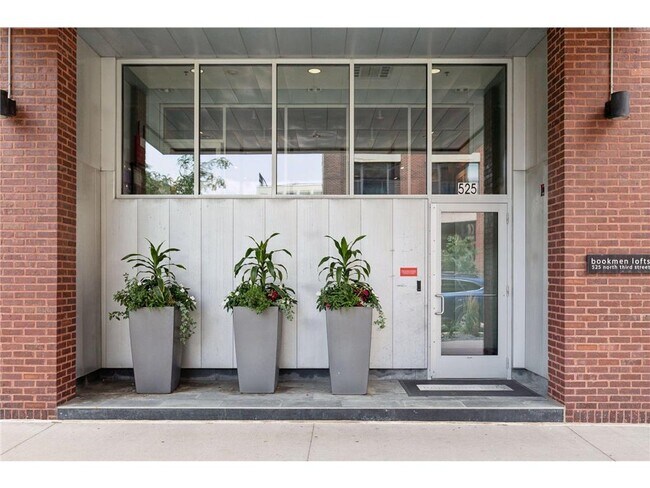 Building Photo - 525 N 3rd St