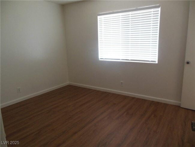 Building Photo - 6337 Elton Ave