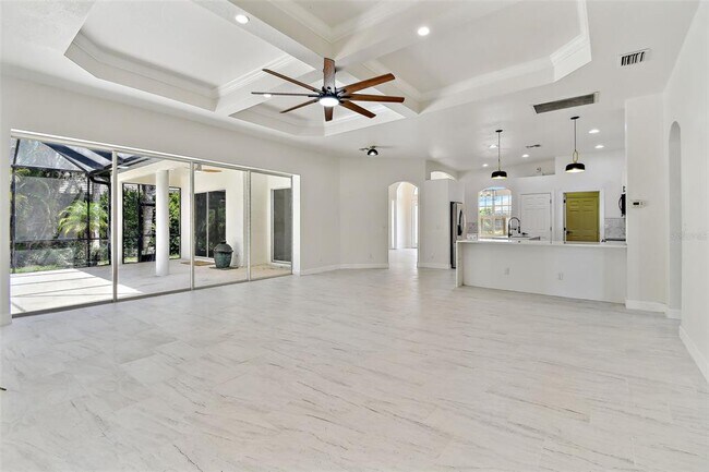 Building Photo - 13792 Long Lake Ln