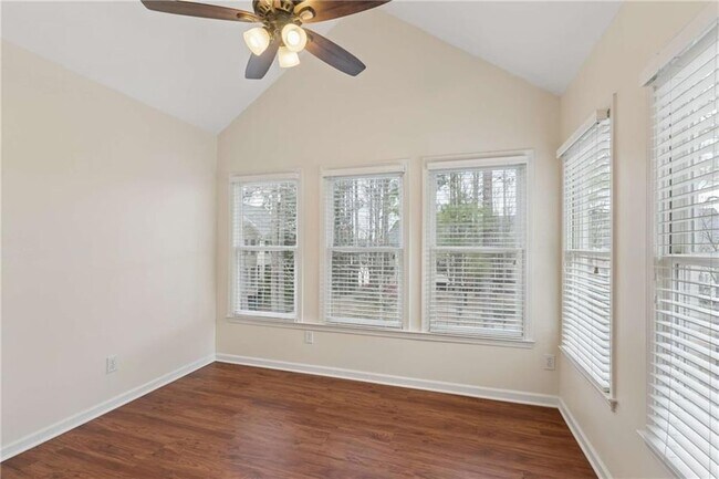 Building Photo - 610 Vinings Estates Dr SE