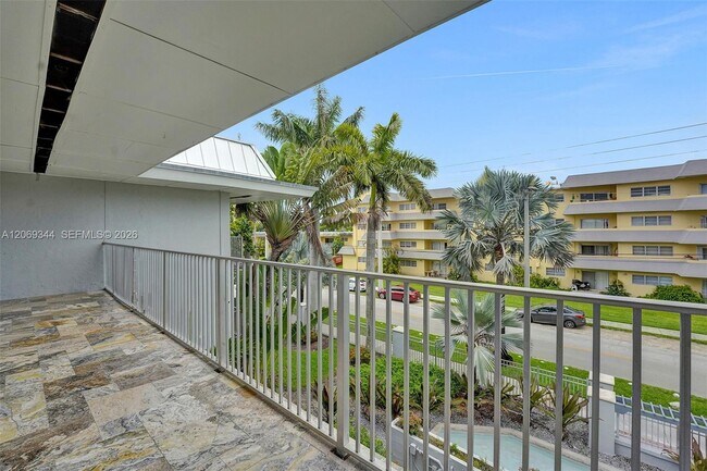 Building Photo - 7401 SW 82nd St