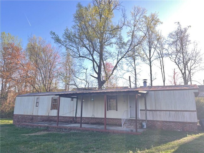 Building Photo - 3633 Loganville Hwy SW